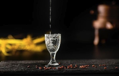 关于鉴别白酒的4个误区，你知道吗？